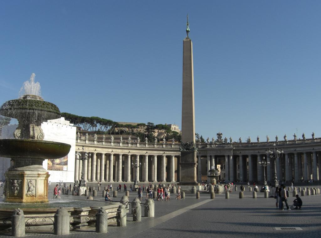 Viale Del Colosseo Panzió Róma Kültér fotó